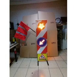 GÜNEŞ ENERJİLİ SABİT BAYRAKLI YÖNLENDİRME CİHAZI