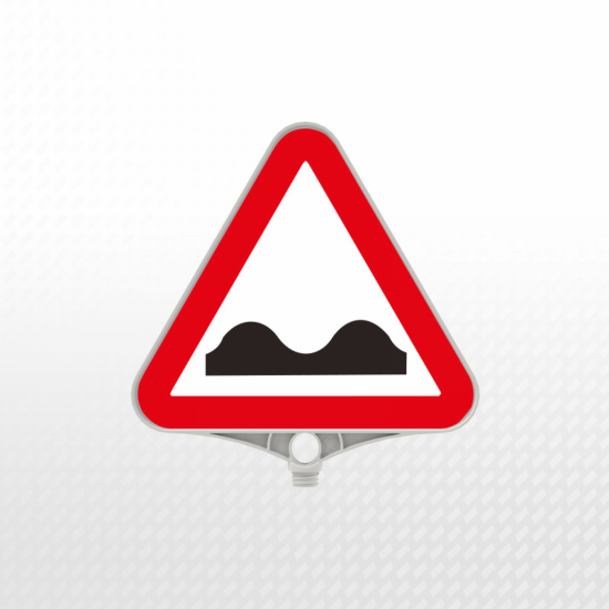 Üçgen Levha - (Kasisli yol)